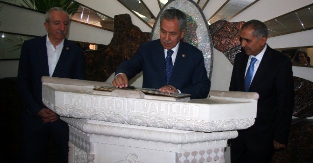 Arınç "Ak Parti iktidarının yıkılması amaçlandı"