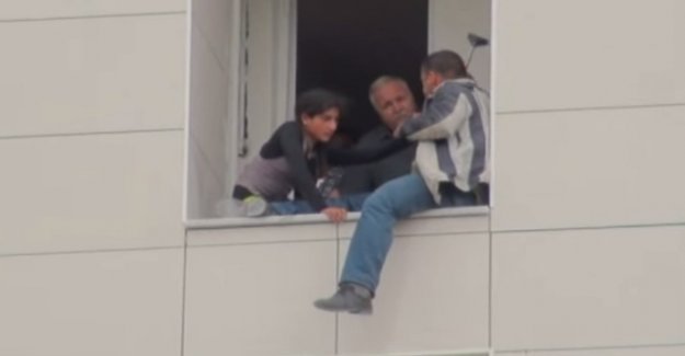 Çocuğuyla intihar etmeye kalkıştı