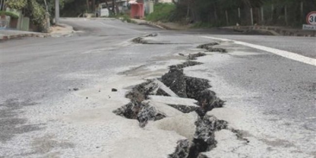 Balıkesir' de 4.0 büyülüğünde deprem