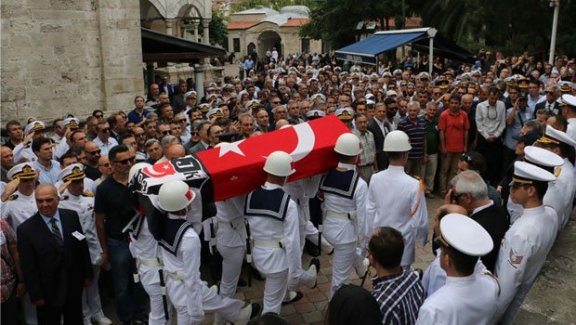 Cem Aziz Çakmak son yolculuğuna uğurlandı