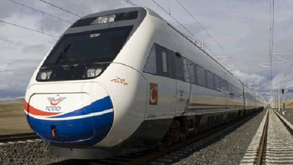 YHT'in çarptığı kişi öldü