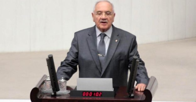 Vecdi Gönül yemin etti