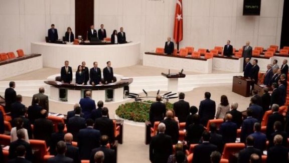 Başkanlık Divanı'nda şok gelişme