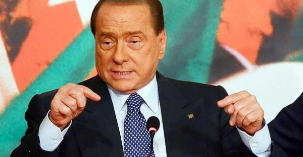 Berlusconi’ye rüşvetten hapis cezası