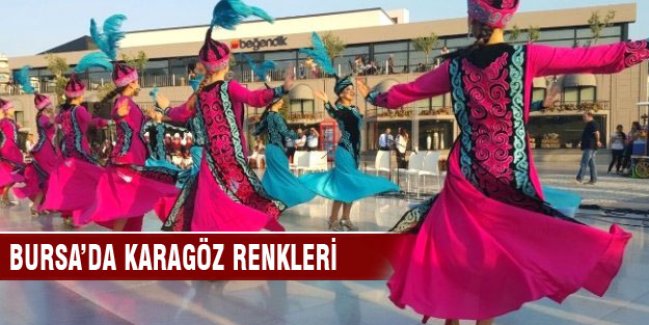 29. Uluslararası Altın Karagöz Halk Dansları Yarışması'nda renkli görüntüler