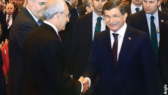 Koalisyon görüşmeleri saat 14:00'te başlıyor