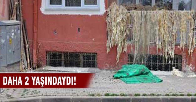 2 yaşındaki çocuğun üzerine pencere korkuluğu devrildi!