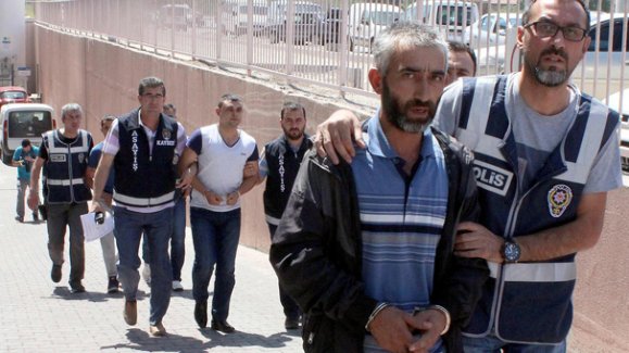 Kayseri'de seri cinayetlere 3 tutuklama