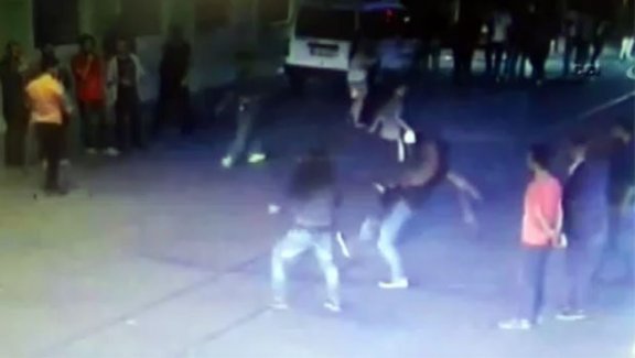 Taksim'de kan donduran görüntü