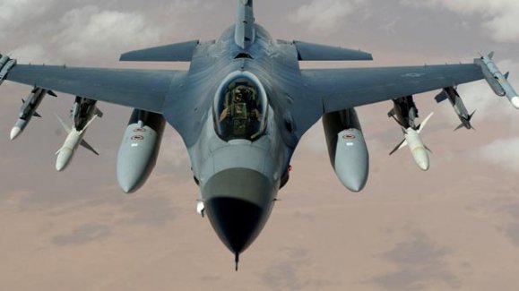 Savaş uçakları sınıra doğru kalkış yaptı