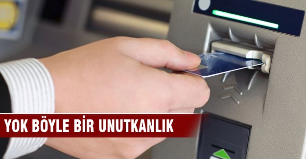 Bursa'da 2 bin lirasını ATM'de unuttu