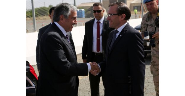 İki saat baş başa görüştüler