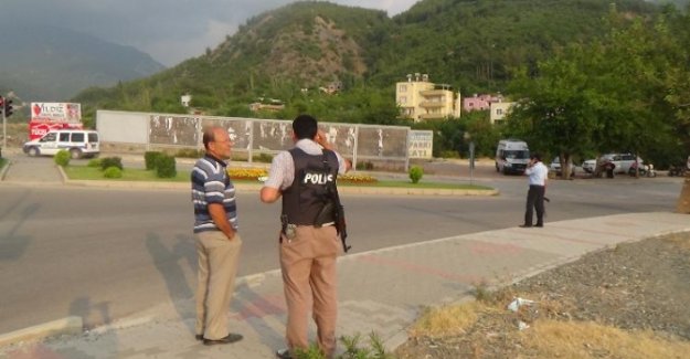 PKK’dan roketatarlı saldırı: 2 yaralı