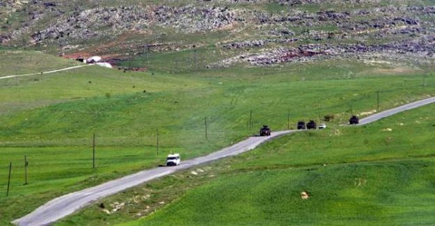 Silvan'da mayın patladı: 2 asker yaralandı