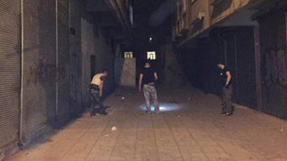 "Sen misin benden ateş isteyen" diyerek...