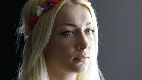FEMEN'den prezervatif reklamı tepkisi "Ukrayna genelev değildir"