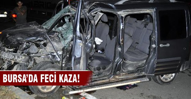 Bursa'da hafif ticari araç kamyonla çarpıştı: 5 yaralı