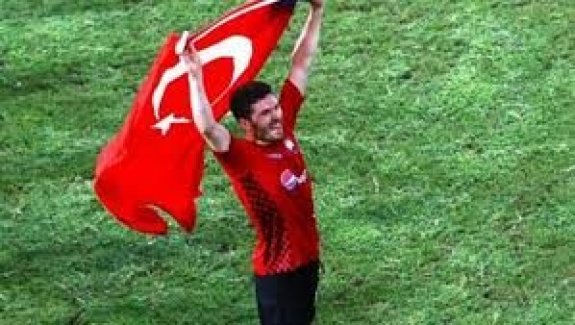 Futbolcu Cavid Hüseynov tutuklandı