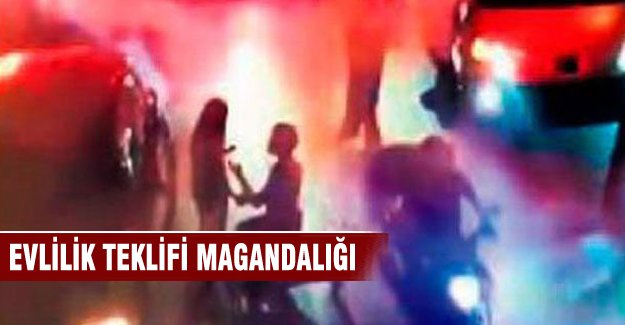 D-100 karayolunda evlilik teklifi magandalığı