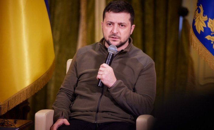 Zelenskiy'nin poları İngiltere'de 90 bin sterline satıldı