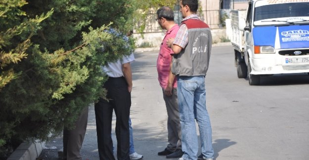 Düğünde polise taşlı sopalı saldırı