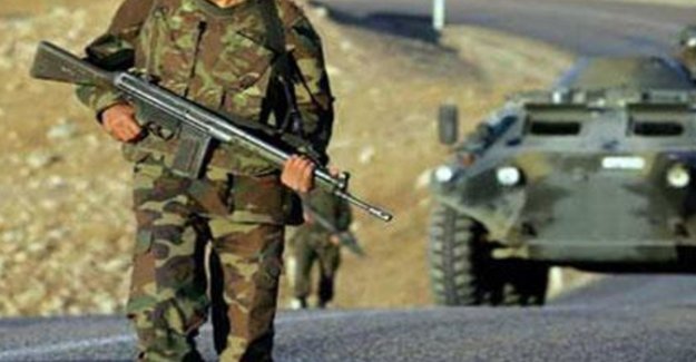 Komutanlığa saldırı: 1 asker yaralı