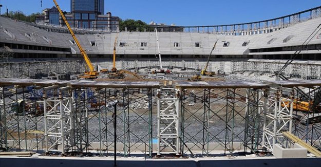 Vodafone Arena Stadı'nın inşaatı durduruldu