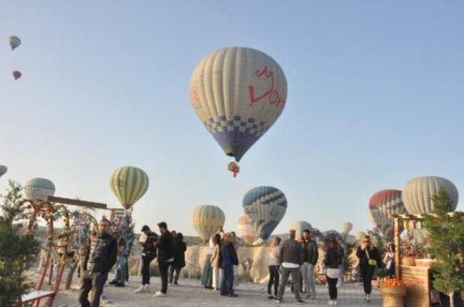 Kapadokya'ya nisanda 247 bin ziyaretçi