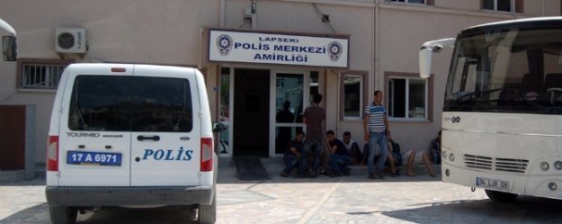 Çanakkale’de 50 Suriyeli yakalandı