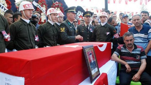 Türkiye şehitlerine ağlarken, bakın en çok şehit veren iller hangisi...