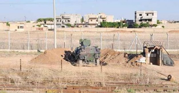 Türkiye'ye girmek isteyen 323 kaçak yakalandı!