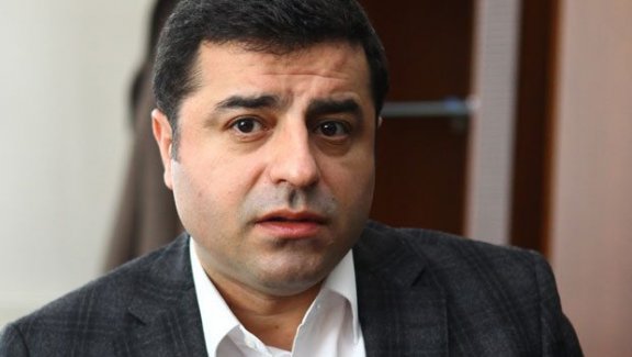 Demirtaş "Davutoğlu'na çağrı yapıyorum"