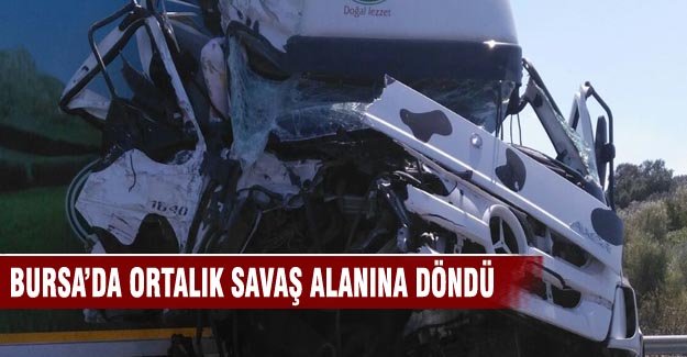 Bursa'da 2 TIR çarpıştı!