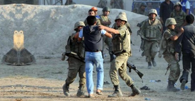 Kilis'te operasyon! 2'si Türk 14 IŞİD militanı yakalandı