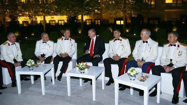 Erdoğan'dan 30 Ağustos resepsiyonunda büyük sürpriz