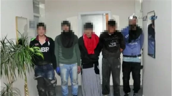 Etekli teröristler amacına ulaşamadan yakalandı