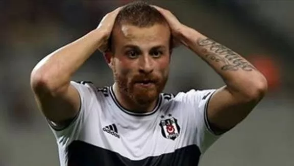 Gökhan Töre duruşmada sakızı yutmak zorunda kaldı