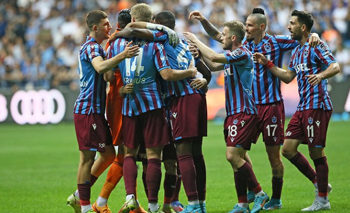 Trabzonspor'da 24 futbolcu ilk kez şampiyonluk yaşadı