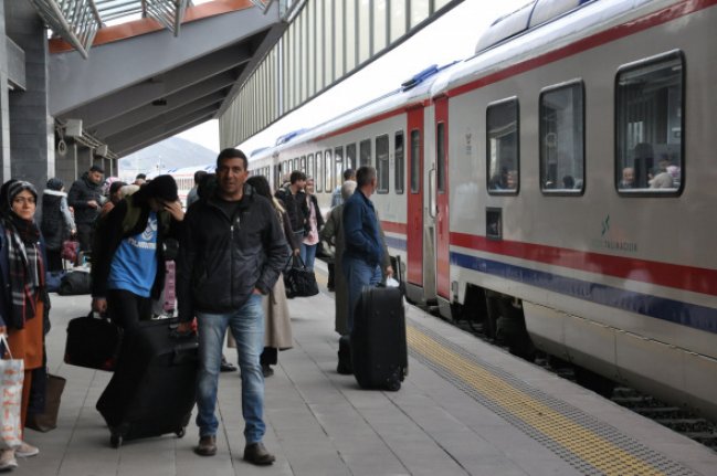 Doğu Ekspresi'nde bayram yoğunluğu