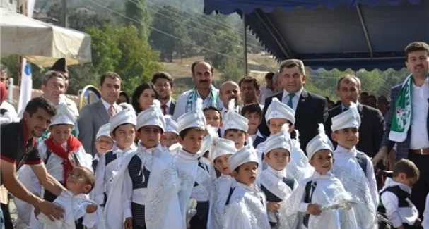 Bursa Büyükorhan'da toplu sünnet töreni