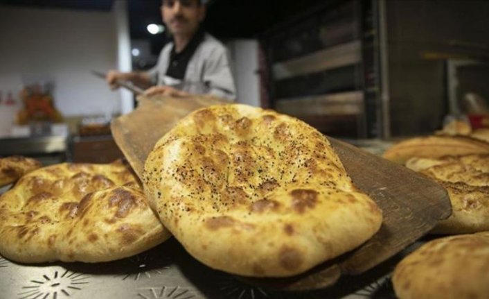 Ramazan pidesinin gramajı düştü, fiyatı arttı