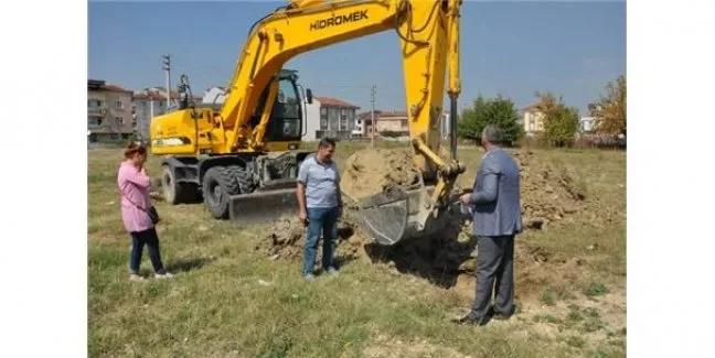 İnegöl'de kurban çukurları açıldı