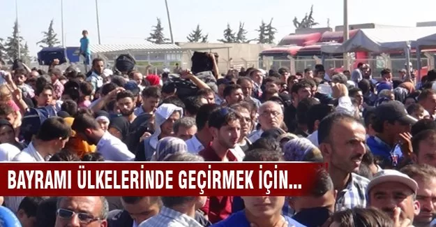 Suriyeliler sınıra akın etti