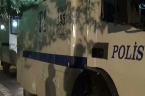 Bu seferde TOMA'ya saldırdılar!