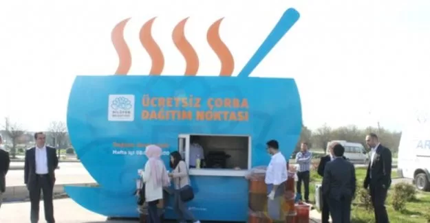 Uludağ Üniversitesi'nden öğrencilere çorba ikramı