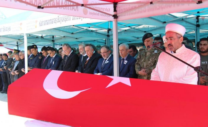 Şehit sözleşmeli Er Fırat Canlı son yolculuğuna uğurlandı