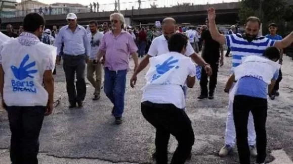 Miting öncesi toplama alanları kaldırılıyor