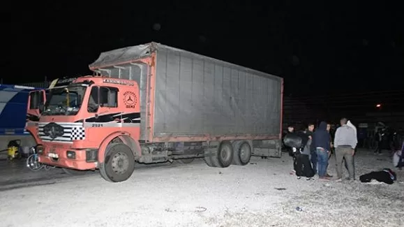 Terk edilmiş kamyondan bakın ne çıktı