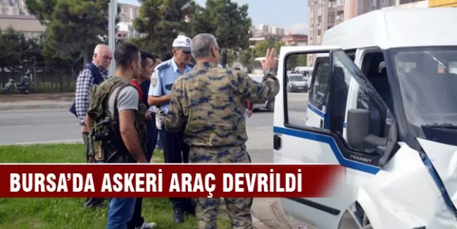 Bursa 'da askeri araç devrildi!