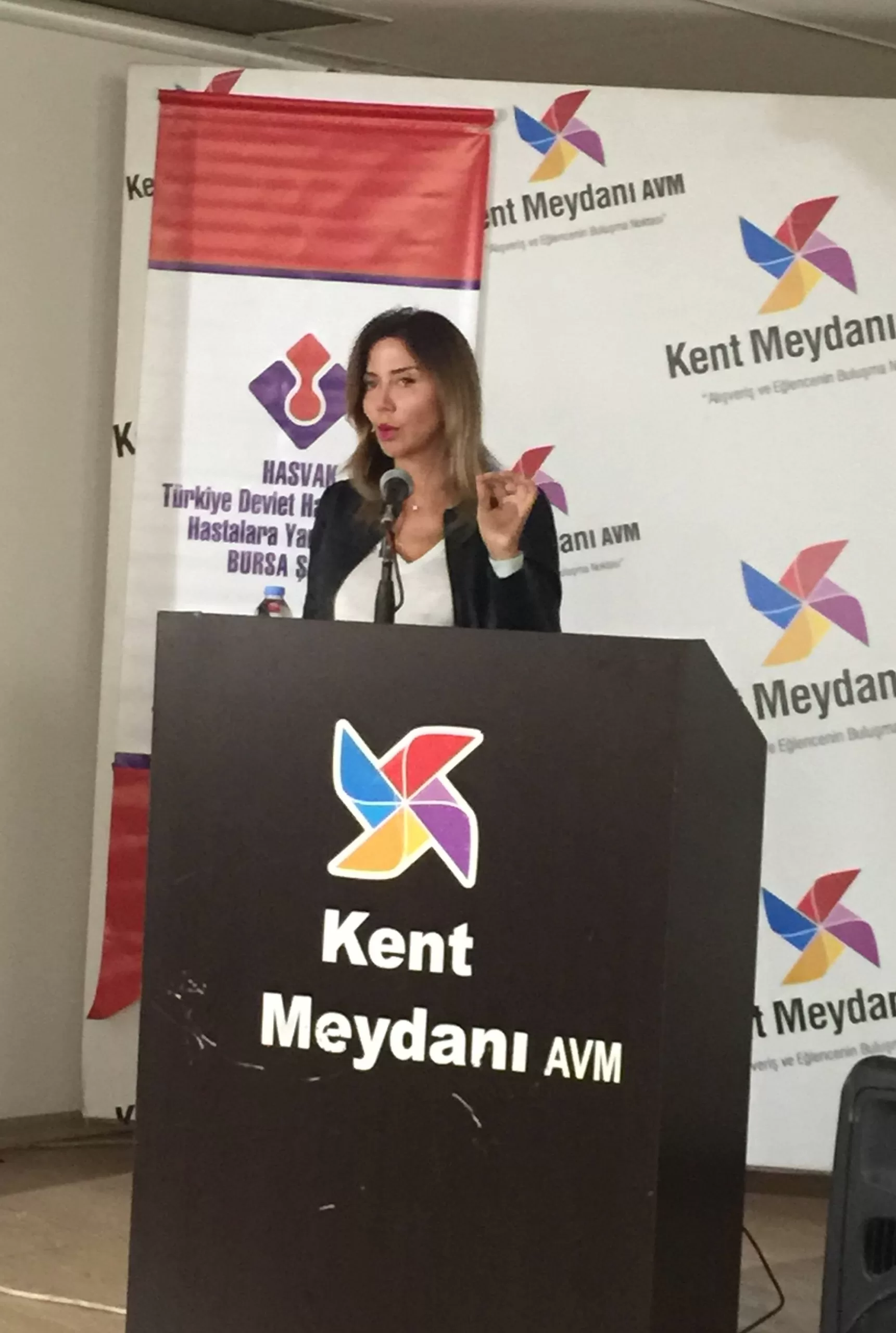 DR. Ayşegül Çoruhlu Kent Meydanı AVM’de 'Alkali Diyet'ini anlattı